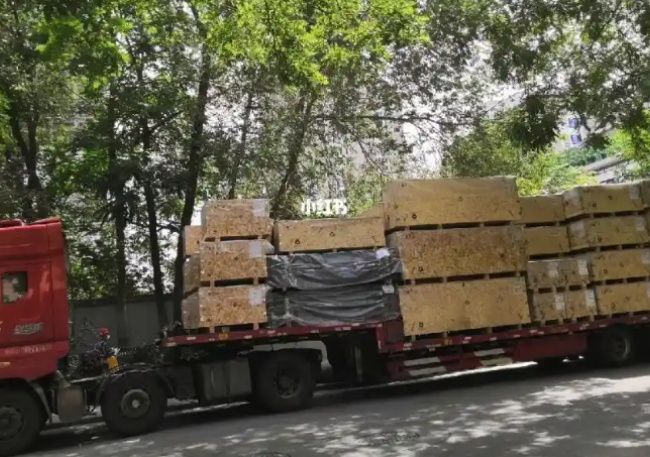 成都到哈密大件运输公司_成都到哈密大型设备运输