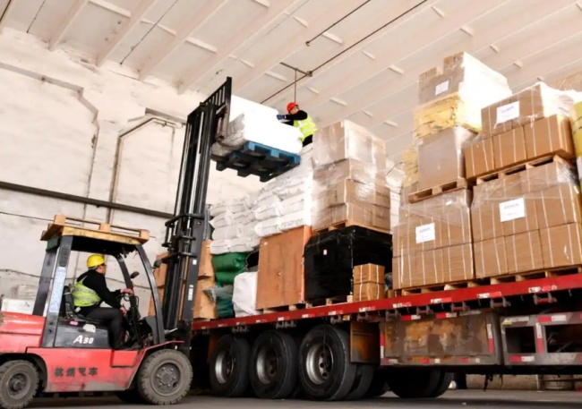 成都到哈密大件运输公司_成都到哈密大型设备运输